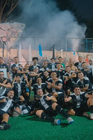 Várzea:  Cái Nôi Của Bóng Đá (Várzea: Onde Nasce o Futebol)